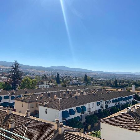 Piso Turistico Huetor Vega Apartment Екстериор снимка
