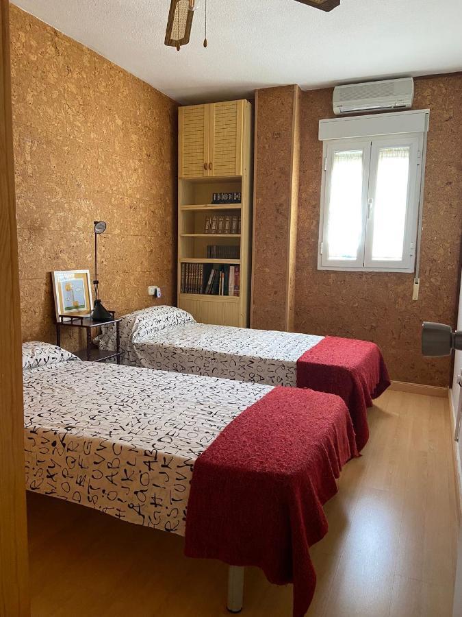 Piso Turistico Huetor Vega Apartment Екстериор снимка